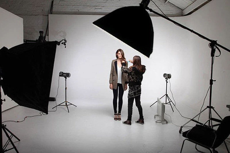 Silkflowersfactory 700W Photography Softbox Lighting Kit Photo Equipment Soft Studio Light Kit - 27 X 20" 10 Silkflowersfactory 700W Photography Softbox Lighting Kit Photo Equipment Soft Studio Light Kit - 27 X 20"